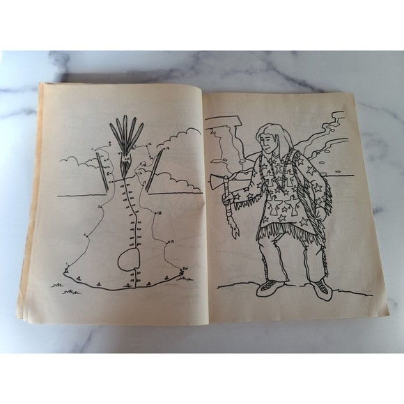 Pocahontas Coloring Book - Picture 4 of 10